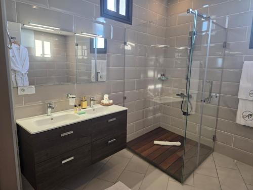andriana luxury