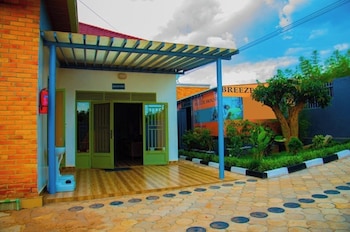 Breeze House Gikondo,,3 star
