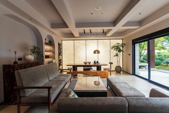 wu yi creekside homestay