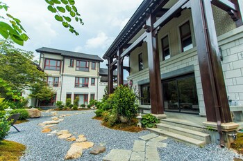 wu yi creekside homestay