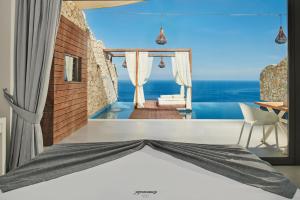 emerald villas and suites