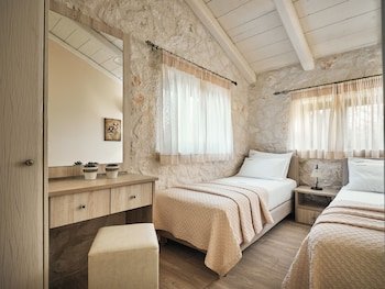 Emerald Villas & Suites,Elation>>Agios Nikolaos,4 star