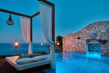 emerald villas and suites