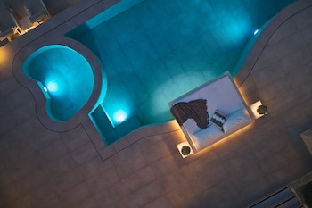 emerald villas and suites