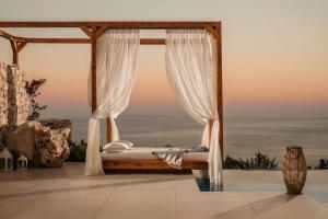 emerald villas and suites