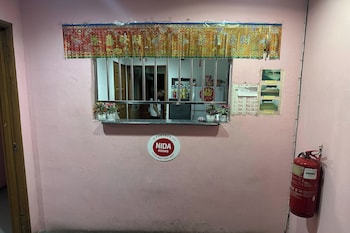Hotel No.1 Lodge,,3 star