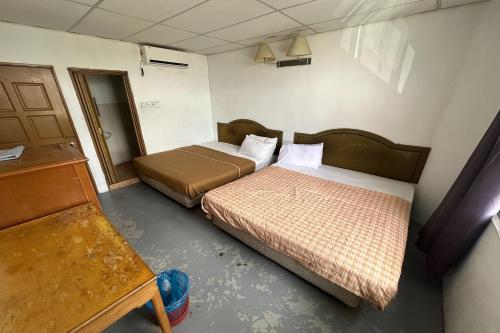 hotel no 1 lodge