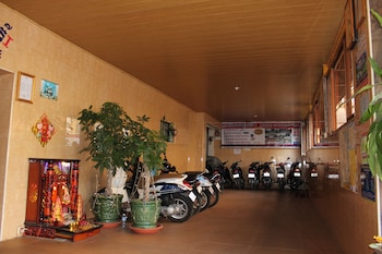 lucky 1 guesthouse