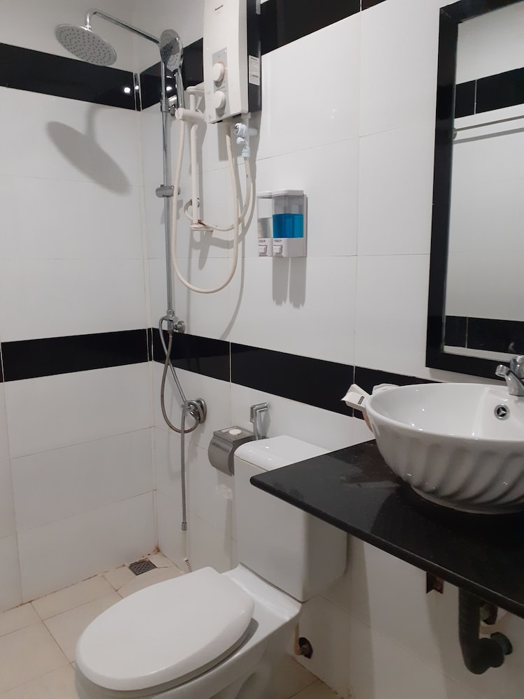 new season riverside hotel