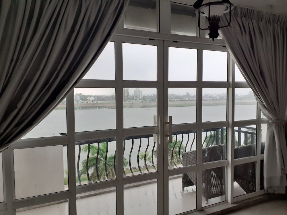 new season riverside hotel