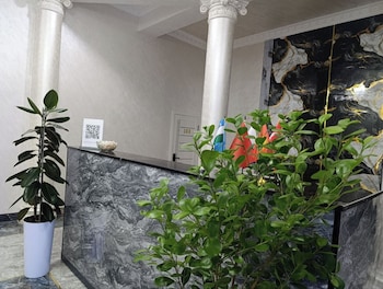 Art Home Hotel,,3 star