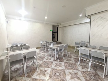 art home hotel