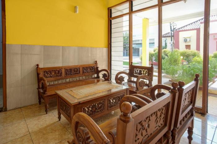 oyo 94908 demang kostel