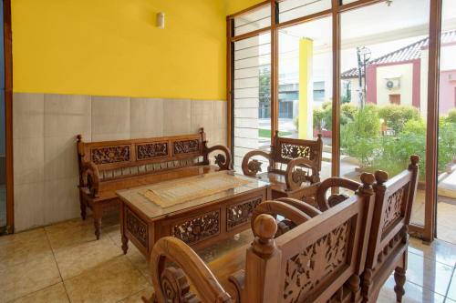 oyo 94908 demang kostel