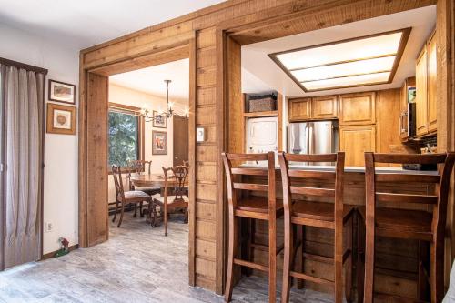 elkhorn bluff condo with community and resort amenities