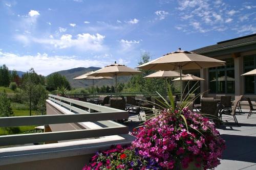 elkhorn bluff condo with community and resort amenities