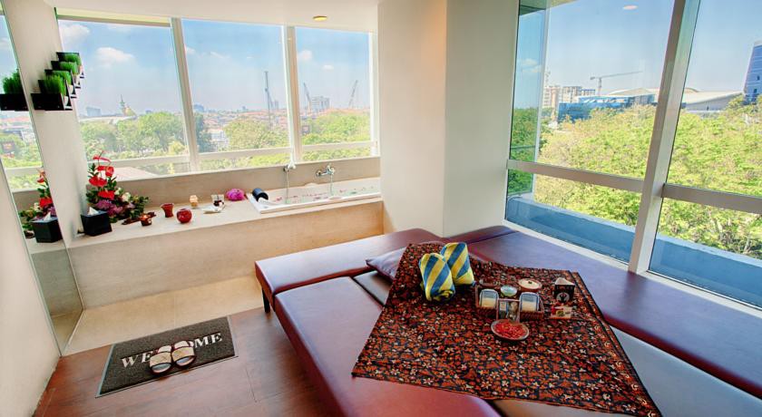 The Alana Surabaya,Surabaya>>Malang,4 star