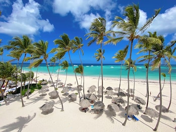 Caribbean Ocean Breeze Beach Hotel,,3 star
