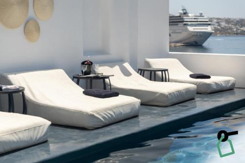 hotiday mykonos north coast