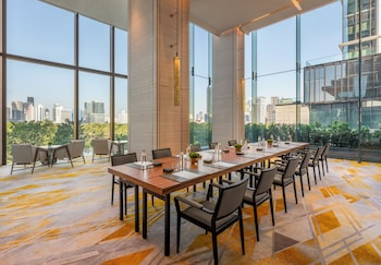 andaz one bangkok by hyatt