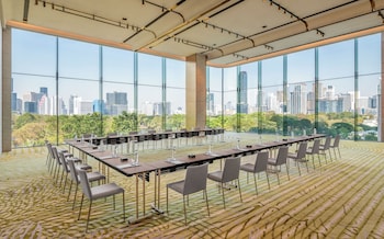 andaz one bangkok by hyatt