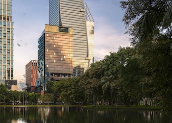 andaz one bangkok by hyatt