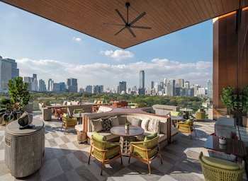 andaz one bangkok by hyatt