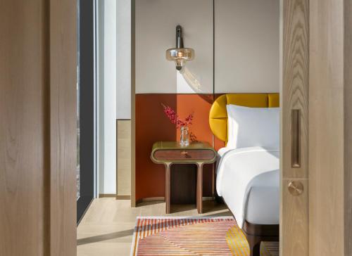 andaz one bangkok by hyatt
