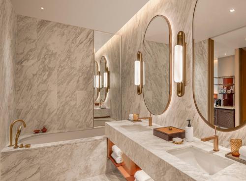 andaz one bangkok by hyatt