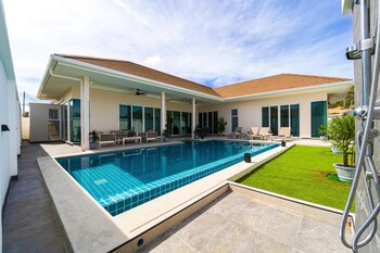 modern villa 3br great location kl3