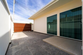 modern villa 3br great location kl3