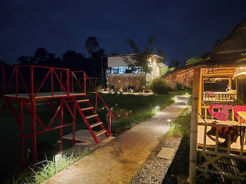 The Garden Resort,,3 star