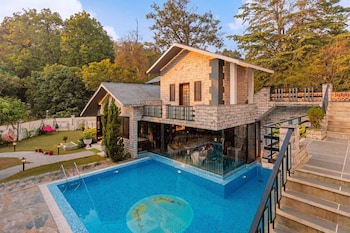 the amaltas villa by jungle diaries