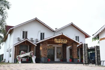 prakaram resort and cafe