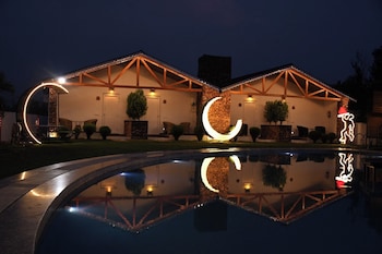 prakaram resort and cafe