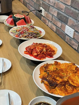 uberzen residence hotel