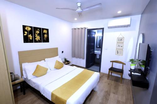 hotel red chilly pitampura