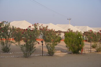 raj dunes resort
