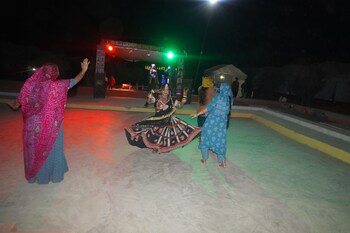 raj dunes resort