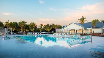 Landing Apartments Fort Myers Near Eastwood Village,,3 star