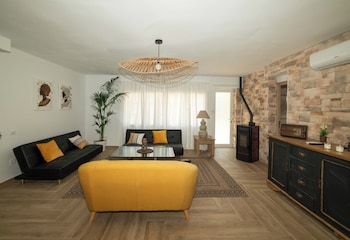 Finca Avellaneda,,3 star
