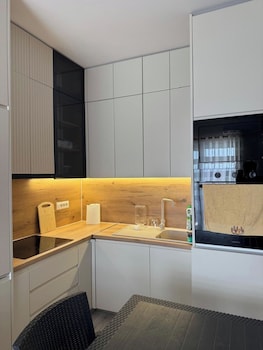 Blue Studios By Comfort Suites,,3 star