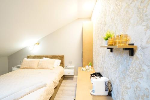 svaja aparthotel and spa