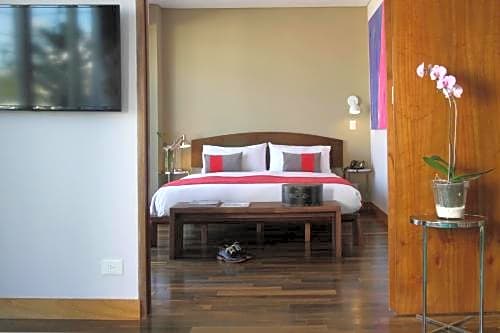 palo santo hotel