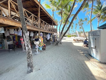 mini beach studios