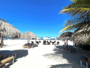 mini beach studios