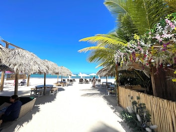 mini beach studios