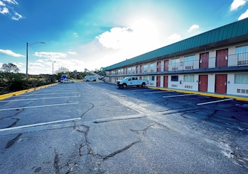 Western Motel,,2 star
