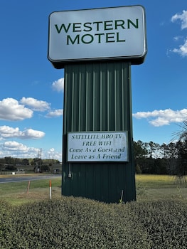 Western Motel,,2 star