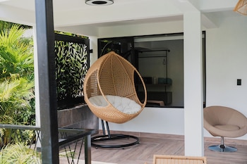 hotel antara resort